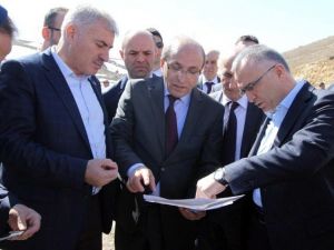 Bakan Ağbal, İktisat Öğrencileriyle Bir Araya Geldi