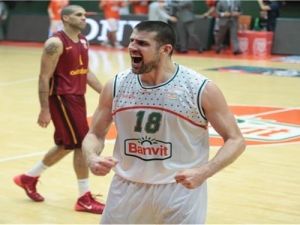 Adrien Moerman Banvit Formasıyla Rekor Kırdı