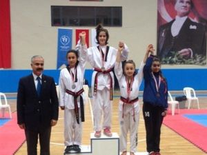 Bartınlı Taekwondocular 3. Oldu