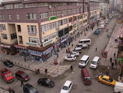 Cumhuriyet Caddesi Yarı Açık!
