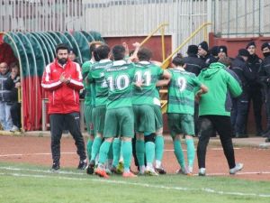 Yalovaspor Rahat Nefes Aldı