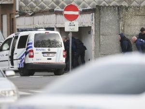 Brüksel’de Terör Operasyonu: 3 Polis Yaralı