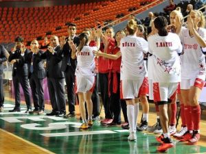 Yakın Doğu Üniversitesi’nin Rakibi Fenerbahçe