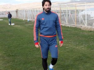 Alima Yeni Malatyaspor’da Yiğitcan’dan Rehavet Uyarısı