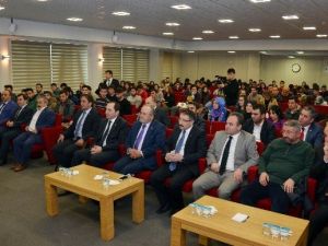 Hitit Üniversitesi’nden ‘Yeni Anayasa Ve Başkanlık Sistemi’ Paneli