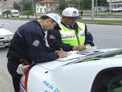 Rize'de 46 Sürücüye 7 Bin TL. Ceza