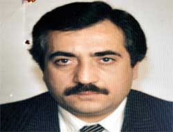 Kafasına sıkarak intihar etti
