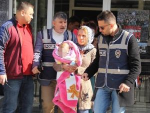 100 Lira Çalıp, Yakalanınca Geri Veren Hırsızlar Tutuklandı