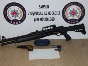 Bilgisayar Kasasının İçinden Uyuşturucu Hap Çıktı