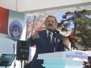 Özhaseki: "Teröristler, Kur’an-ı Kerim’in İçine Bile Bomba Tuzaklıyor"