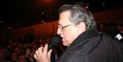 Mesut Yılmaz'a coşkulu karşılama