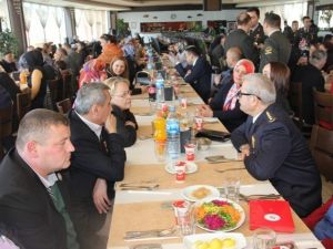 Giresun’da Şehit Aileleri Ve Gaziler Yemekte Buluştu
