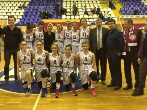 Bandırma Basketbol Kulübü İl Şampiyonu