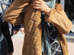 Gelin-kaynana Hırsızlık Suçundan Tutuklandı