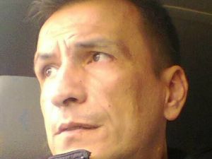 Oğlunu Evde Ölü Buldu