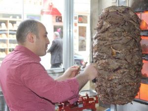 Kahvaltıda Güneydoğu’da Ciğer Kebabı Artvin’de Cağ Kebabı