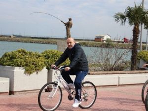 Kasapoğlu: "Her Dört Çocuktan Üçü Spor Yapmıyor"