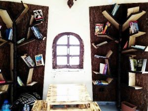 Türkiye’nin İlk Yel Değirmeni Kütüphanesi Hizmete Açıldı