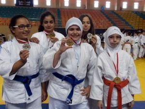 Judoda İstanbul’un Şampiyon İhlas Koleji