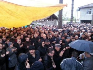 Hollanda’da Ölen Doktor Samsun’da Toprağa Verildi