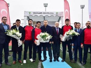 Suriyeli Mültecilerin Oynadığı Kardeşlik Ligi Turnuvası Başladı