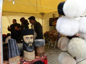 Azerbaycan’da Nevruz Coşkuyla Kutlanıyor