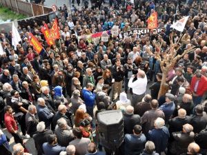 Kürkçü, İzmir’deki Nevruz’da Konuştu