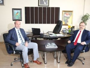 Bafra Belediye Başkanı Şahin’den Adapazarı Belediyesi’ne Ziyaret