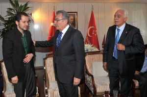 Baykal: Erbakan, örnek bir siyasetçiydi