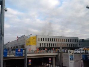 Brüksel Havalimanında Patlama: Çok Sayıda Yaralı Var