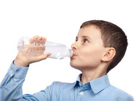 Az su içenlerin zekası düşük oluyor