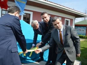 İstanbul’da Hoca Ahmed Yesevi Otağı İle Yesevi Türbesinin Maketi Açıldı