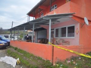 Yol Kenarında Ölü Bulundu