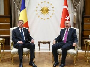 Cumhurbaşkanı Erdoğan İle Romanya Cumhurbaşkanı İohannis Baş Başa Görüştü