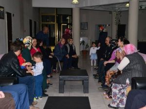 Erbaa Belediyesi Kadın Meclisi Yaşlıları Ziyaret Etti