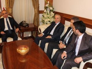 Cumhurbaşkanı Başdanışmanı Yalçın Topçu: “Hendek Başındaki Çapulcunun Arkasındaki 72 Düvelle Savaşıyoruz”