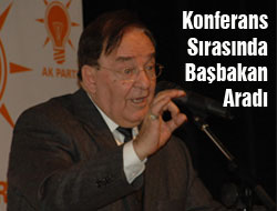 Konferans Sırasında Başbakan Aradı - VİDEO
