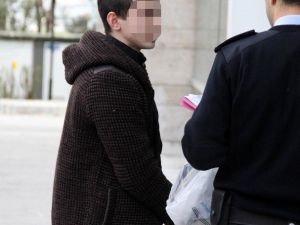 Çaldı Ama Kaçamadı