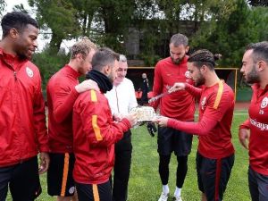 Galatasaray 11 Eksikle Çalıştı