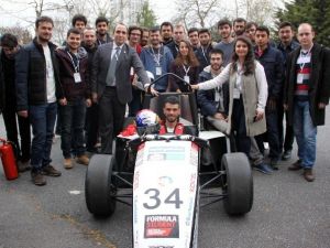 Dünya Şampiyonu Sofuoğlu’ndan “Yerli” Formula Aracı İle Drift Şov