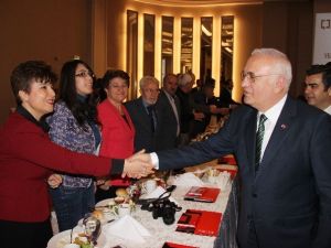 Bakan Elitaş: “Tbmm Kürsüsü Teröriste, Canlı Bombaya Mesaj Vermek İçin Kullanılamaz”