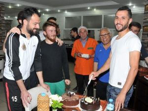 Sinan Özkan’a Doğum Günü Sürprizi