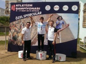 Özel Sporcular ‘Altın’a Koştu