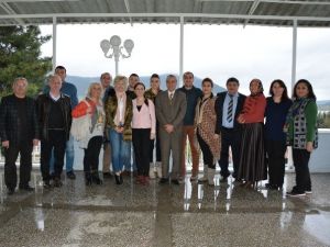 Mavi Yaşam Derneği, “Yaşlı Köyü” Kuracak