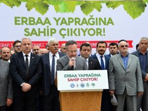 Erbaa’da Tokat Valisi Can’a Tescil Tepkisi