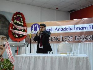 Ezan Ve Kur’an-ı En Güzel Okumak İçin Yarıştılar