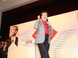 Meral Akşener, Tokat’ta Partililere Seslendi