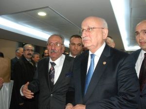 Tbmm Başkanı Kahraman "Gök Sultan Abdülhamid Han" Oyununun Galasına Katıldı