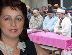 Öldürülen kadın müdür toprağa verildi