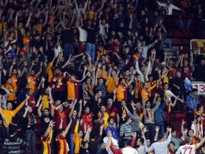 Galatasaray Taraftarı Salonu Dolduracak